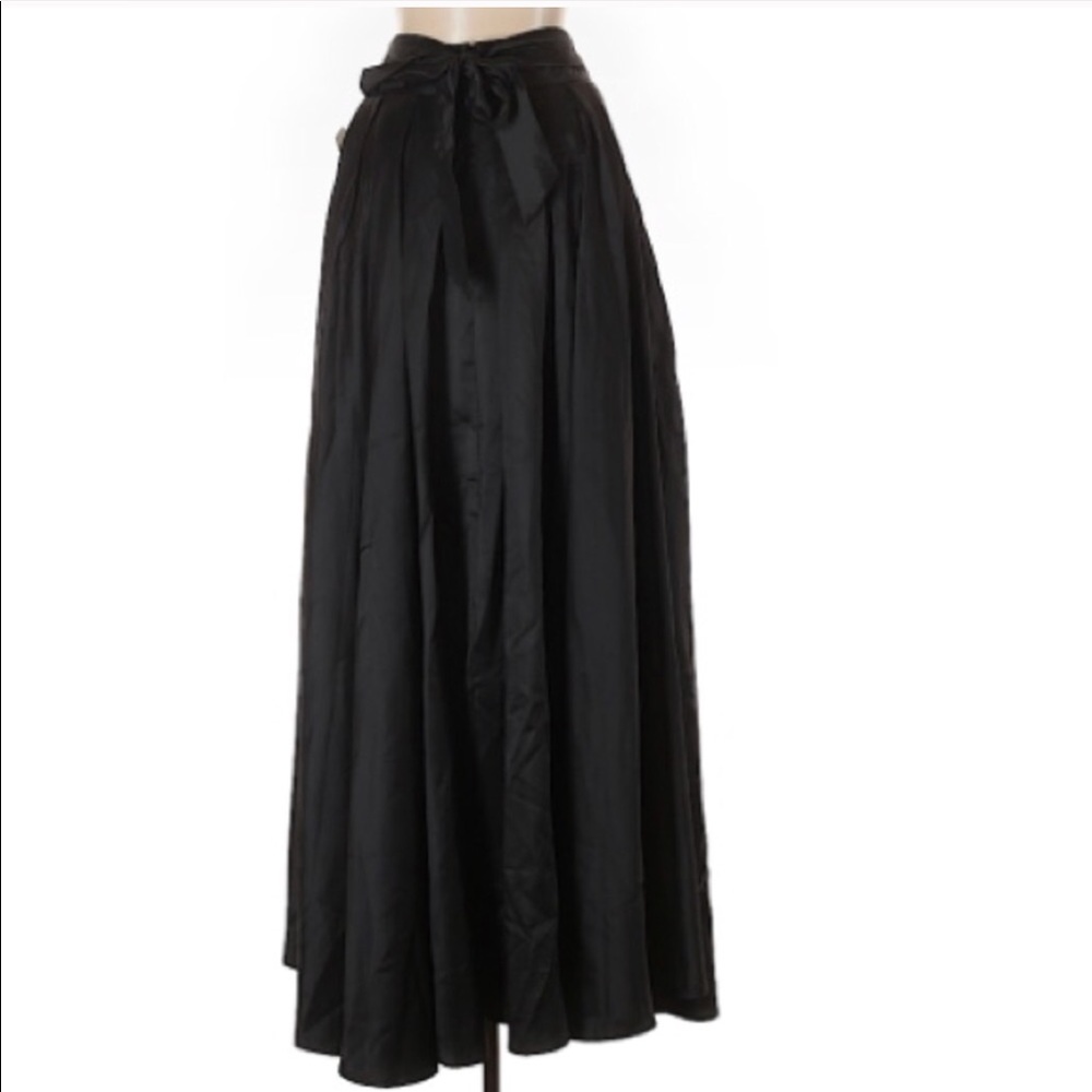 Gracia Maxi Skirt